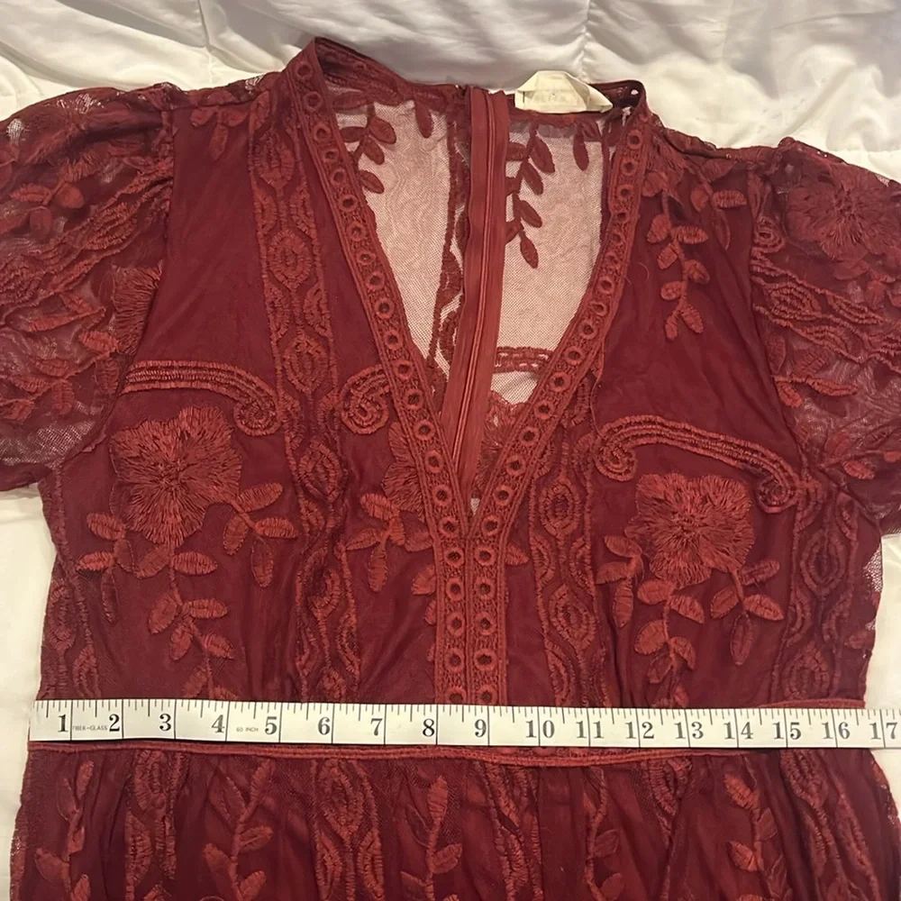 BELLA ELLA BOUTIQUE XL Light My Fire Deep V Neck Lace Wine Maxi Dress - Picture 15 of 16